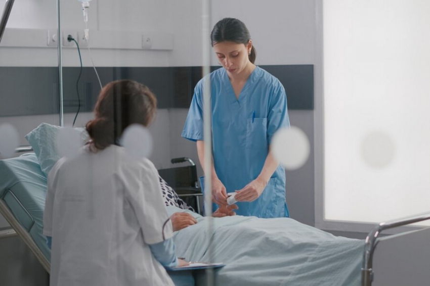 «Часть мозга умерла»: Мария Ишмулова после третьих родов впала в кому и потеряла память — подробности трагедии