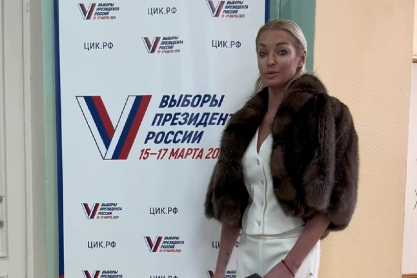 Волочкова под камерами показала, за кого отдала свой голос на выборах