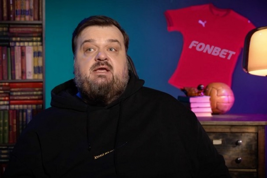 Названа причина смерти спортивного журналиста Василия Уткина в 52 года