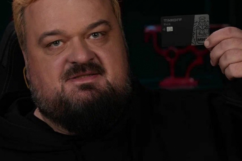 Собчак, Ургант и Земфира трогательно высказались о смерти Василия Уткина: «Разговаривали неделю назад»