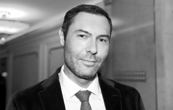 Оперный певец Евгений Кунгуров найден мертвым в центре Москвы