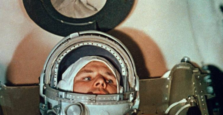 Поздравления и открытки на День авиации и космонавтики 12 апреля 2024 года уже сформированы в рейтинг