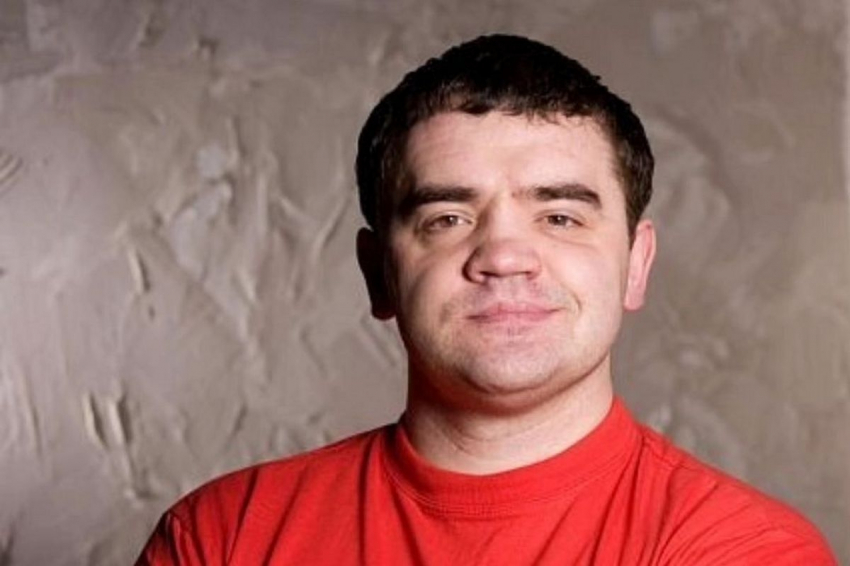 У актера Шибанова выпали все зубы и начались серьезные проблемы с психикой