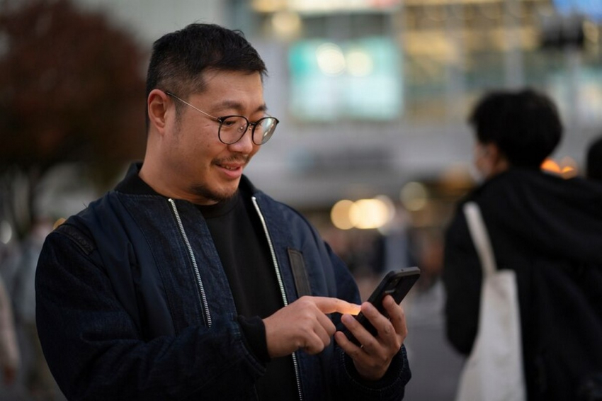 В Китае провели презентацию складного смартфона Nubia Flip за 38 тысяч рублей