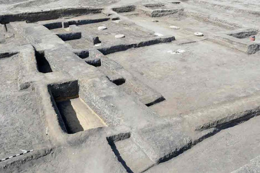 В Синайской пустыне найдено 3500-летнее египетское королевское убежище