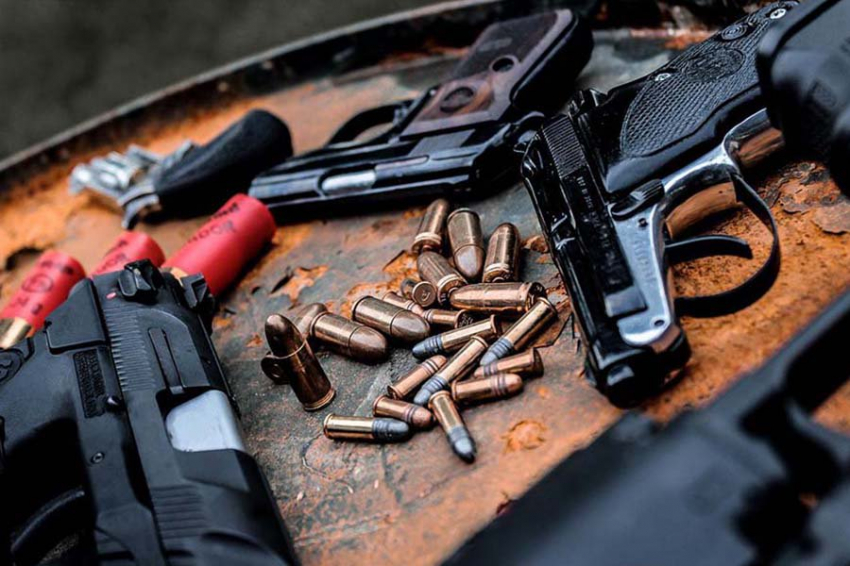 Под Артемовском обнаружили схрон с оружием, сделанный еще в 2014 году