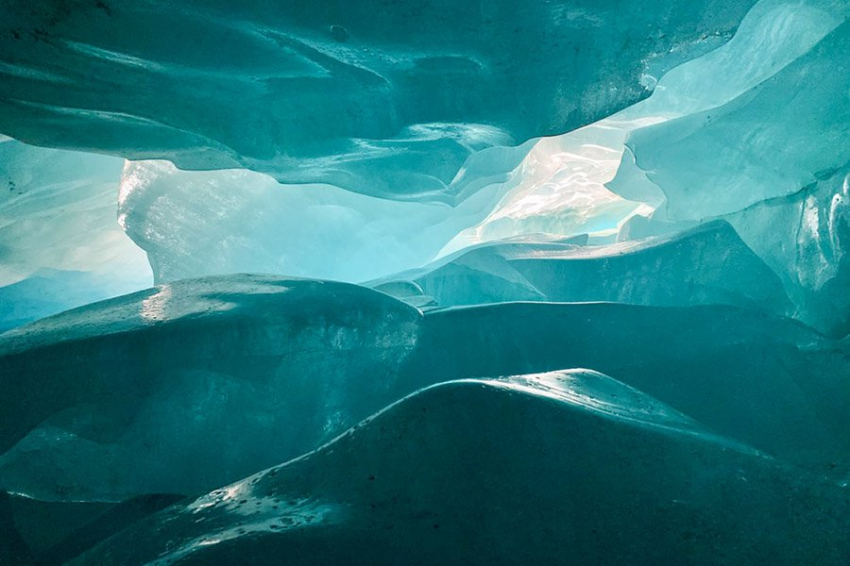 Под антарктическим ледниковым покровом обнаружен новый переломный момент