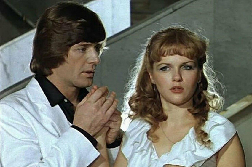 Киноляп с прической Алены нашли в советской киносказке «Чародеи»