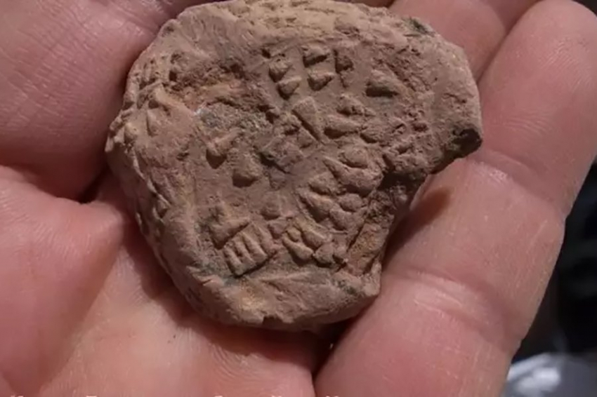 Хеттская королевская печать со зловещей надписью найдена в Турции