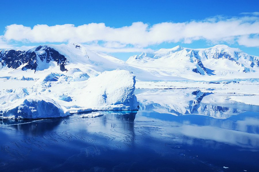 Подъем земли под Антарктидой может замедлить повышение уровня моря