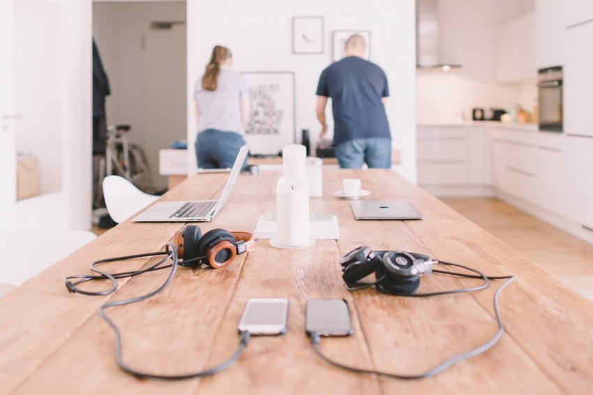 Чрезмерное использование гаджетов родителями тормозит развитие речи у детей