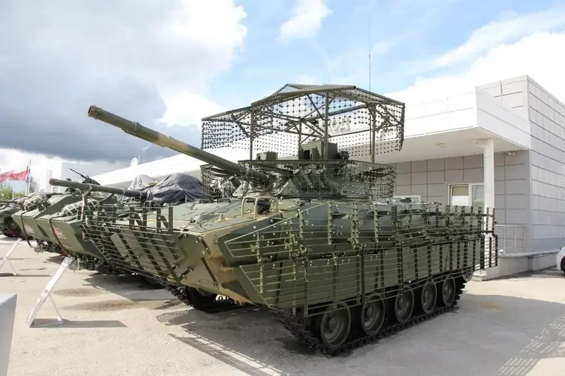 Холдинг «Высокоточные комплексы» начал работы по дооснащению боевой машины десанта БМД-4 по образцу боевой машины пехоты БМП-3