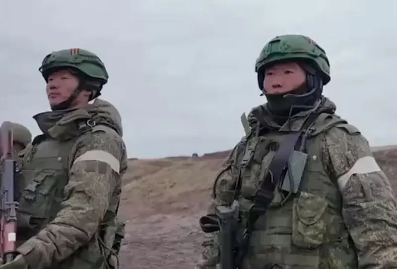 Российское Минобороны показало кадры подготовки корейских военных на одном из полигонов ВС РФ