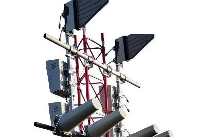 Ростех завершает испытания новой стационарной системы РЭБ «Солярис НС», способной «прицельно» работать по БПЛА