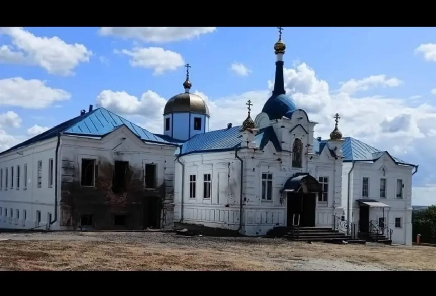 Около 300 боевиков ВСУ оказались заблокированы в мужском монастыре в Курской области