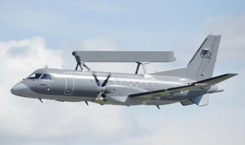 ВС ВСУ заявили, что самолёт над Львовом - это Ан-26, а не шведский разведчик Saab 340 AEW&C; но почему его не сбили