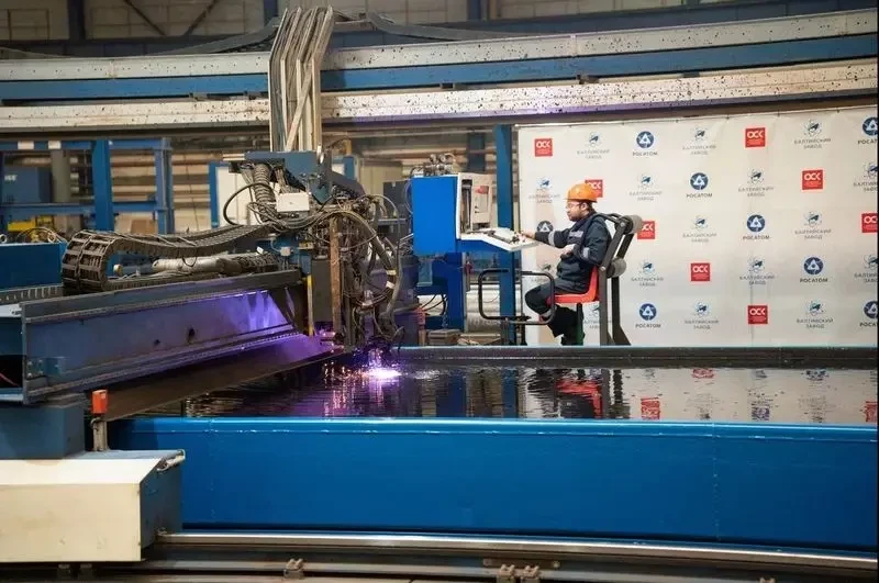 Балтийский завод начал резку стали в рамках подготовки к закладке седьмого атомного ледокола «Сталинград» проекта 22220