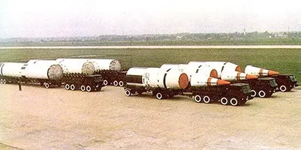 Китайская МБР «Дунфэн-5»