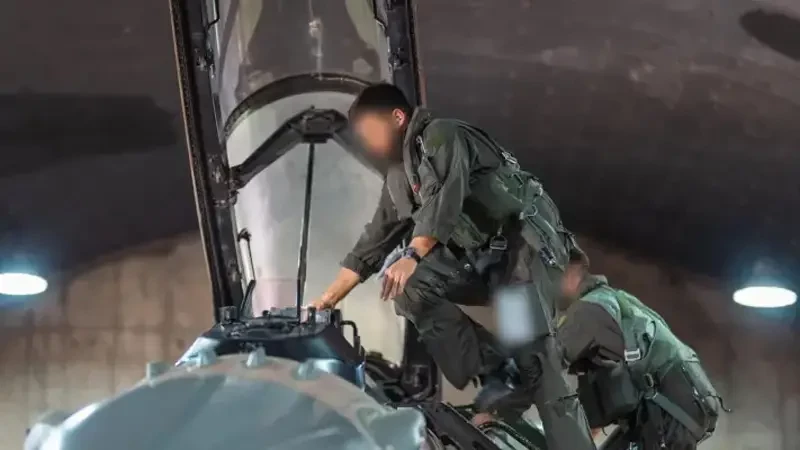 Командующий ВВС Израиля: впервые с начала войны десятки наших истребителей действовали в районе Тегерана - в 1500 км от границ