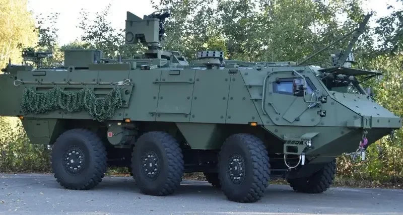 Латвийское правительство одобрило передачу Украине большой партии бронетранспортёров Patria 6х6 новой сборки