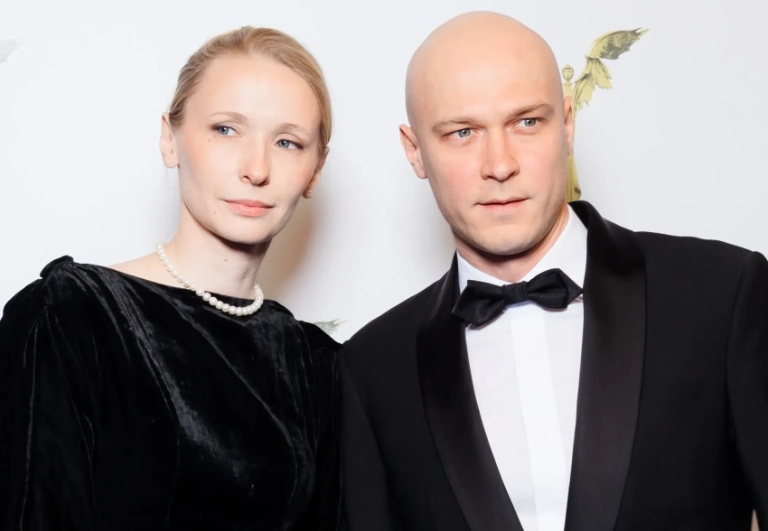 Жена Юры Борисова показала редкое совместное фото по случаю его 33-летия