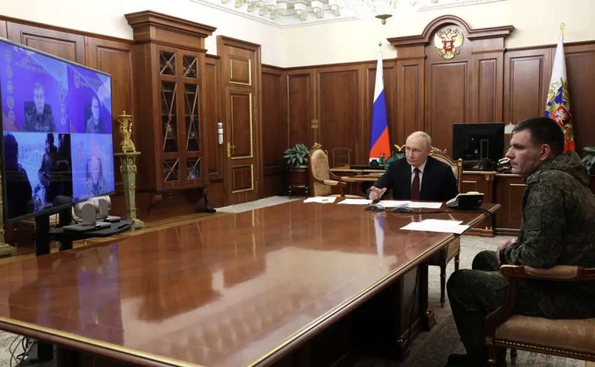 Путин поблагодарил бойцов и командиров за освобождение Северска