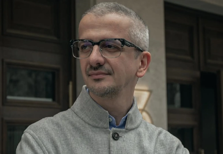 "За мои силы не нужно переживать". Константин Богомолов прокомментировал своё назначение ректором Школы-студии МХАТ