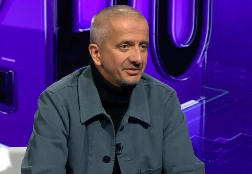 Константин Богомолов подал в отставку с поста и.о. ректора Школы-студии МХАТ на фоне скандала