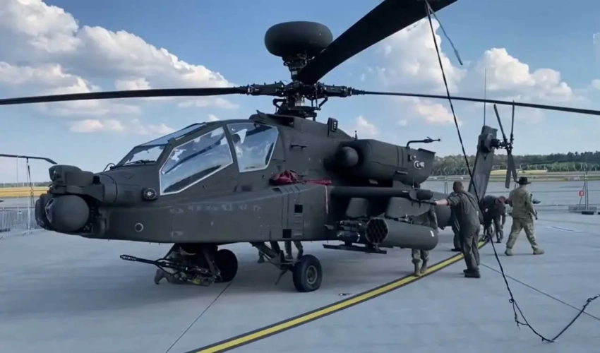 США собираются победить иранские БЭК в Ормузе с помощью AH-64 Apache и A-10