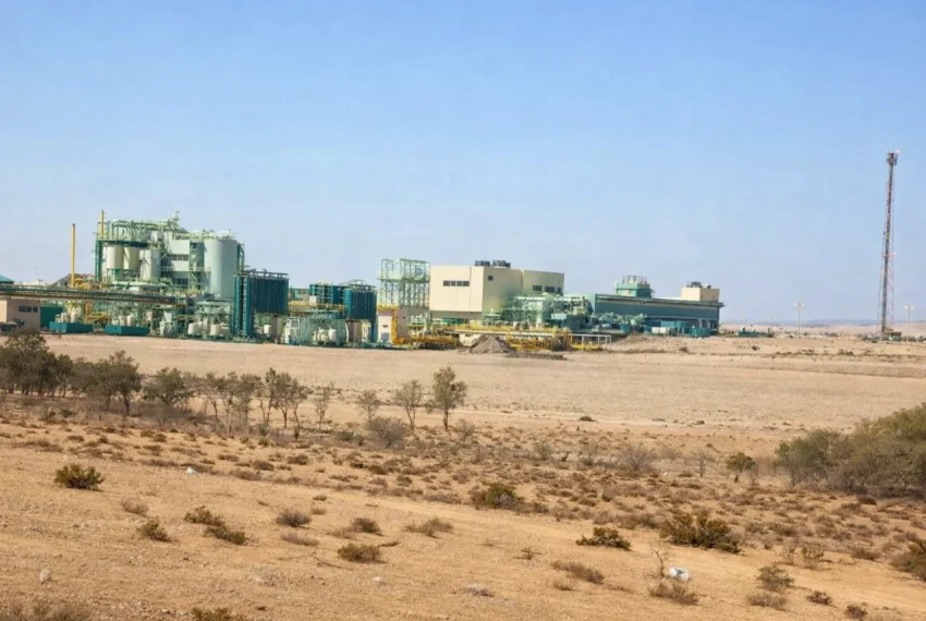 Иран нанес удар по химическому заводу в израильской Беэр-Шеве